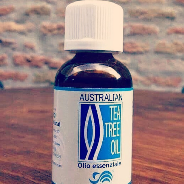 Tea Tree Oil DENIKADISANTO